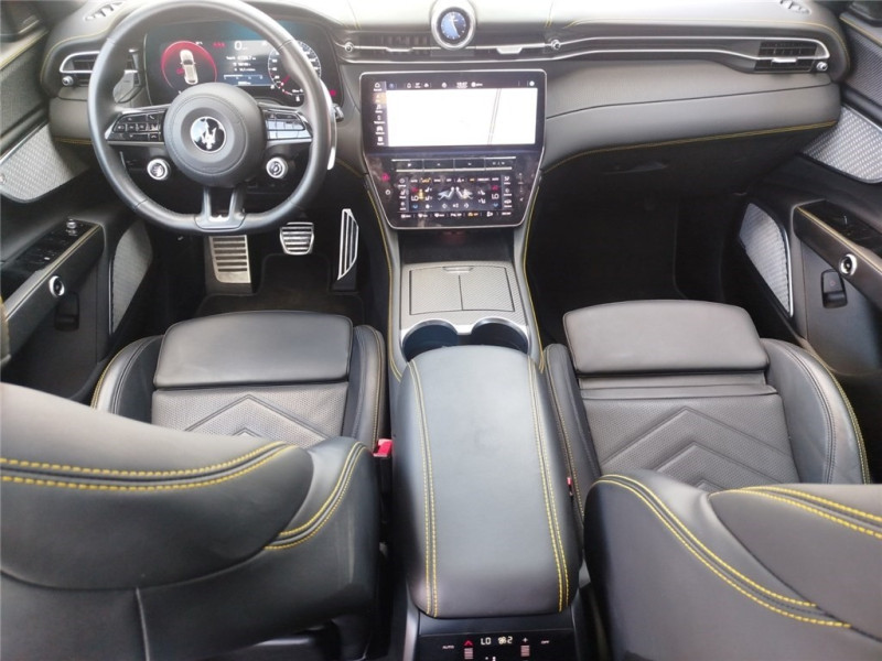 MASERATI GRECALE V6 530 CH de 2022 avec 27 000 km | Occasion proche Lyon