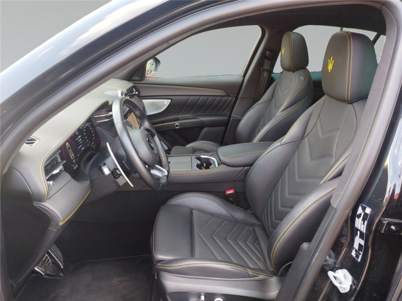 MASERATI GRECALE V6 530 CH de 2022 avec 27 000 km | Occasion proche Lyon