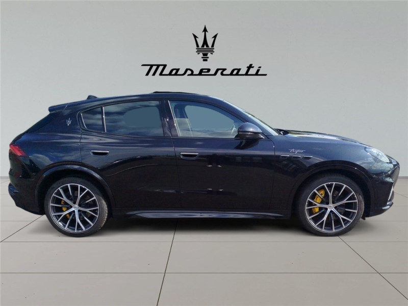 MASERATI GRECALE V6 530 CH de 2022 avec 27 000 km | Occasion proche Lyon