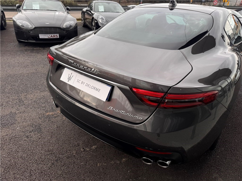 MASERATI GRANTURISMO V6 490 de 2025 avec 6 000 km | Occasion proche Lyon