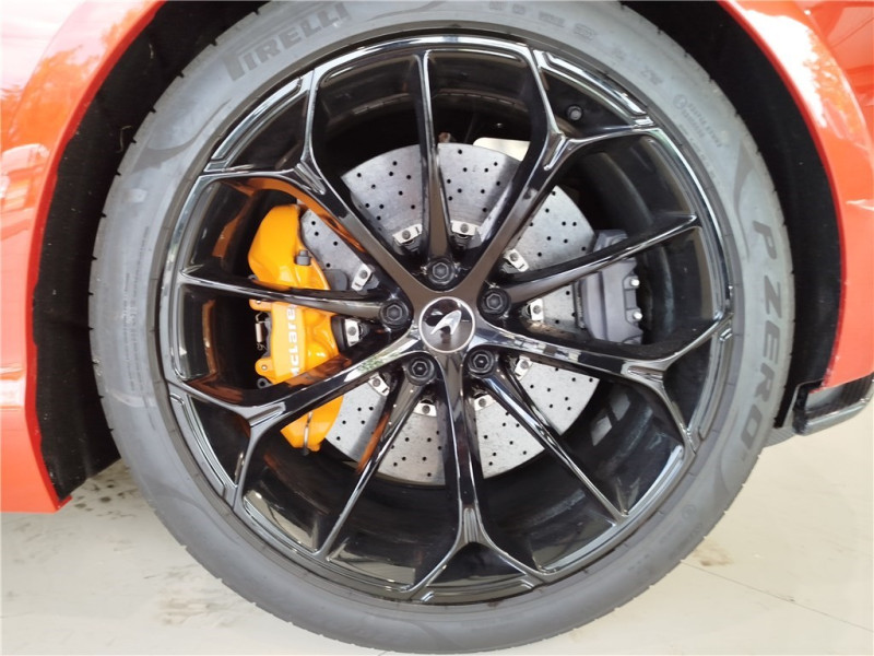 MCLAREN MCLAREN ARTURA V6 3.0 680CH de  avec 3 650 km | Occasion proche Lyon