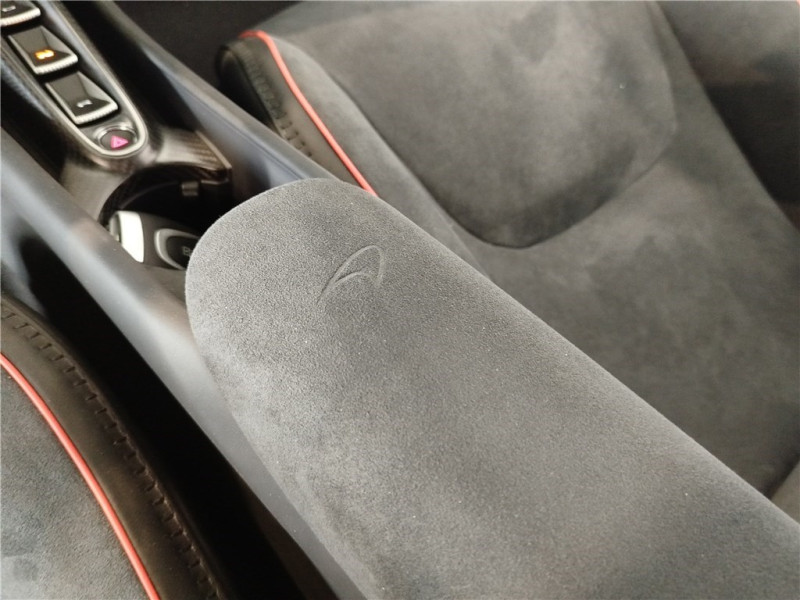 MCLAREN MCLAREN ARTURA V6 3.0 680CH de  avec 3 650 km | Occasion proche Lyon