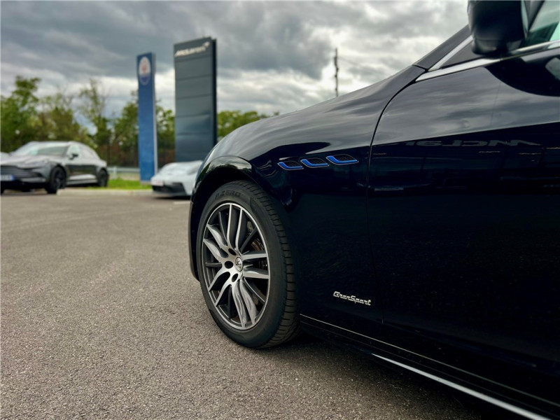 MASERATI GHIBLI L4 330 CH HYBRID de 2021 avec 73 235 km | Occasion proche Lyon