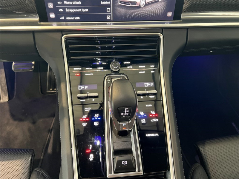 PORSCHE PANAMERA 4 V6 3.0 462 HYBRID de 2023 avec 45 500 km | Occasion proche Lyon