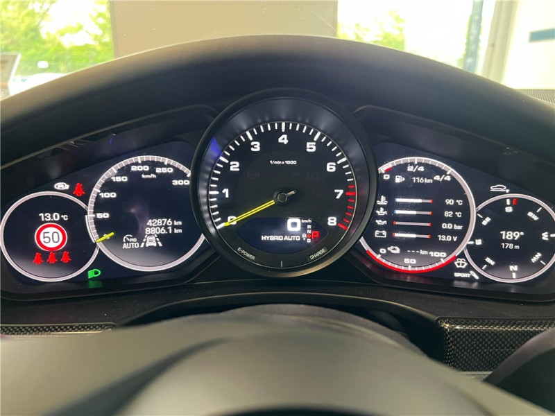 PORSCHE PANAMERA 4 V6 3.0 462 HYBRID de 2023 avec 45 500 km | Occasion proche Lyon