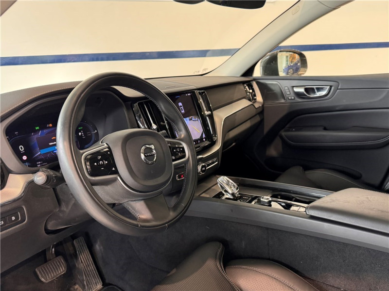 VOLVO XC60 T8 RECHARGE AWD 303 CH + 87 CH GEARTRONIC 8 de 2022 avec 62 584 km | Occasion proche Lyon