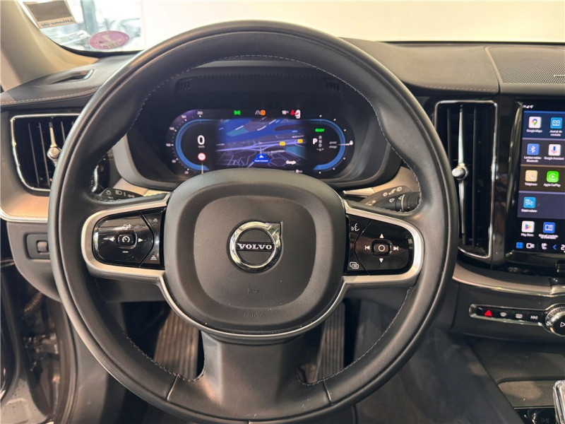 VOLVO XC60 T8 RECHARGE AWD 303 CH + 87 CH GEARTRONIC 8 de 2022 avec 62 584 km | Occasion proche Lyon