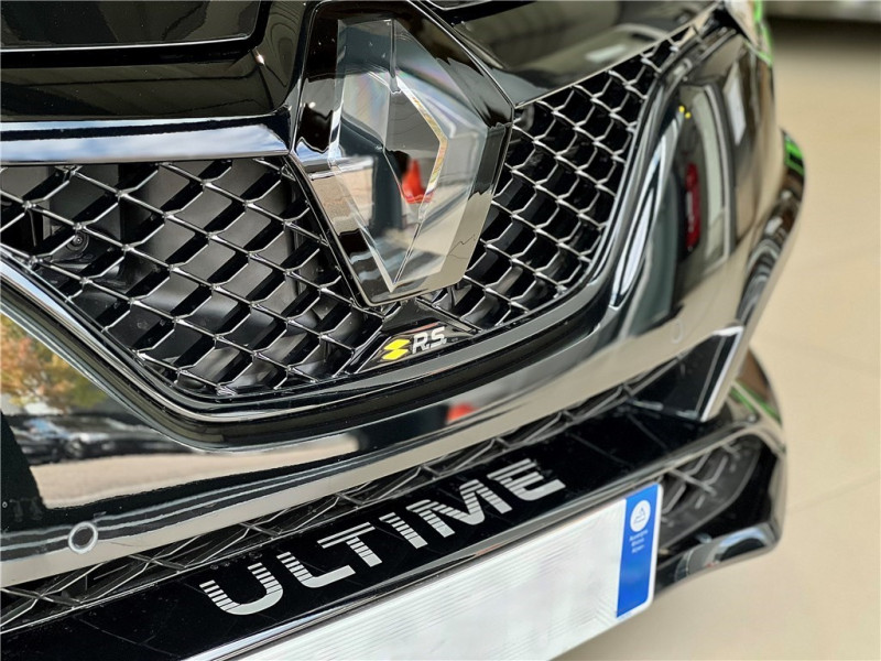 RENAULT MÉGANE 300 EDC de 2023 avec 2 402 km | Occasion proche Lyon