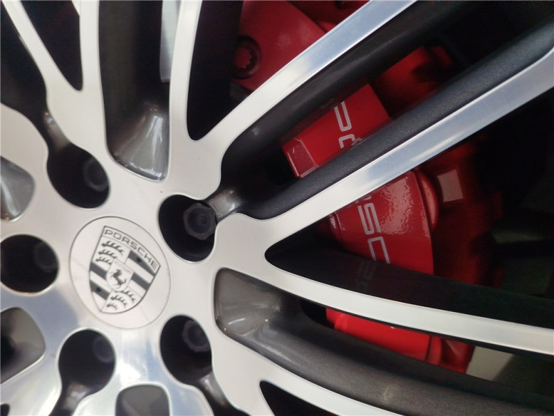 PORSCHE MACAN TURBO 3.6 V6 400 CH de 2015 avec 118 740 km | Occasion proche Lyon