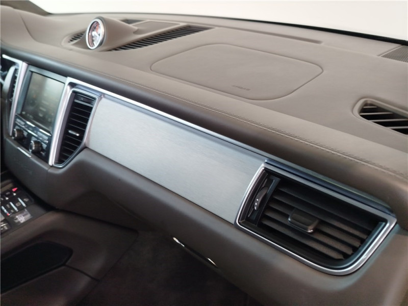 PORSCHE MACAN TURBO 3.6 V6 400 CH de 2015 avec 118 740 km | Occasion proche Lyon