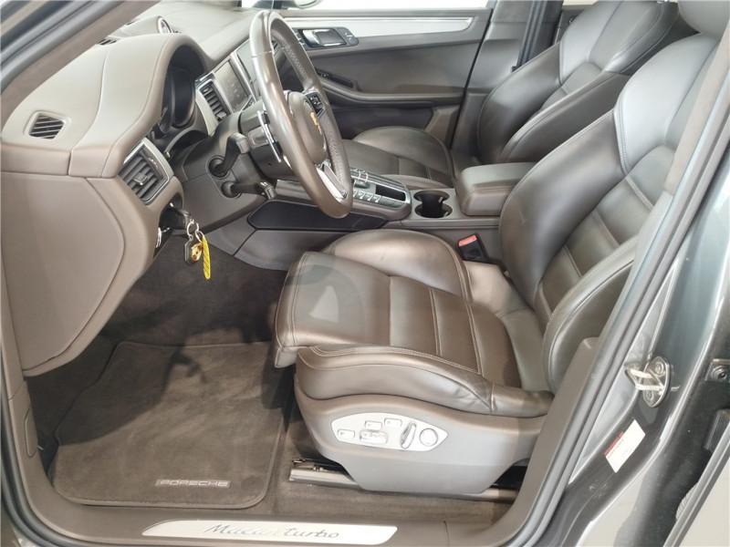 PORSCHE MACAN TURBO 3.6 V6 400 CH de 2015 avec 118 740 km | Occasion proche Lyon