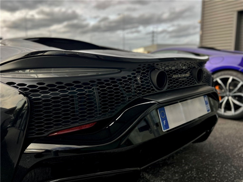 MCLAREN MCLAREN ARTURA V6 3.0 680CH de 2024 avec 1 380 km | Occasion proche Lyon