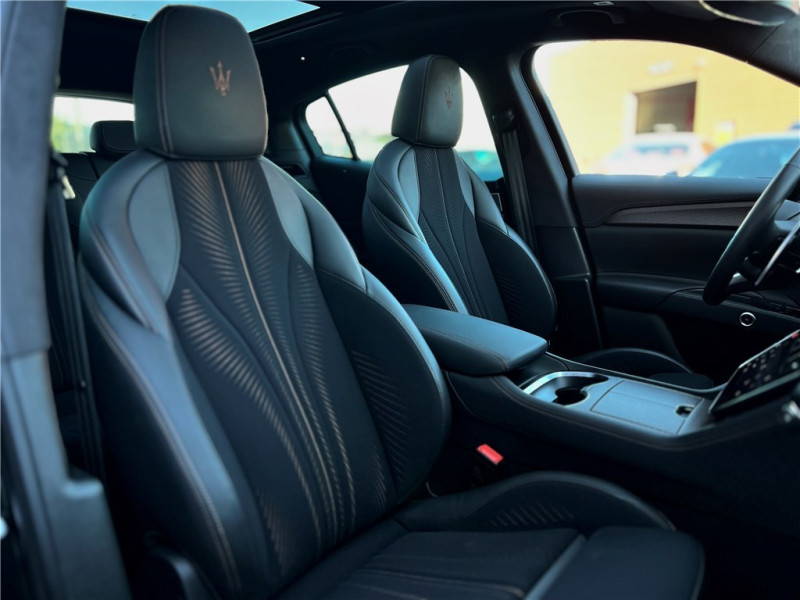 MASERATI GRECALE 410 KW de 2024 avec 16 000 km | Occasion proche Lyon