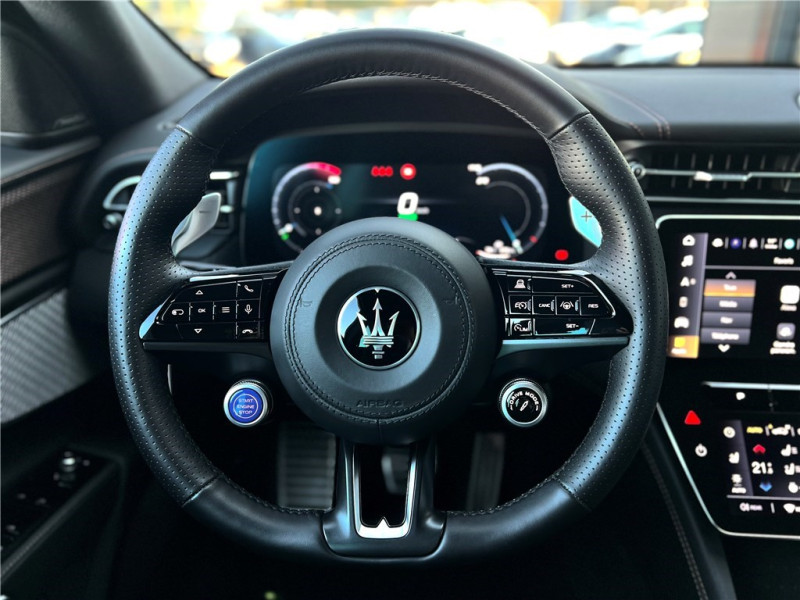 MASERATI GRECALE 410 KW de 2024 avec 16 000 km | Occasion proche Lyon
