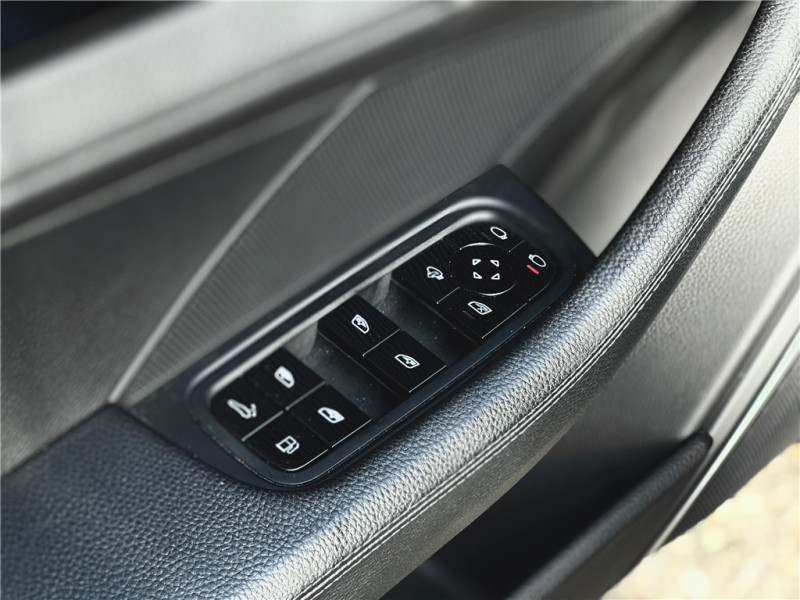 PORSCHE PANAMERA 4S V6 3.0 560 HYBRID de 2021 avec 79 123 km | Occasion proche Lyon