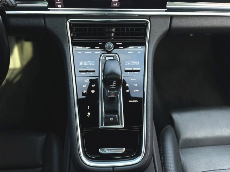 PORSCHE PANAMERA 4S V6 3.0 560 HYBRID de 2021 avec 79 123 km | Occasion proche Lyon