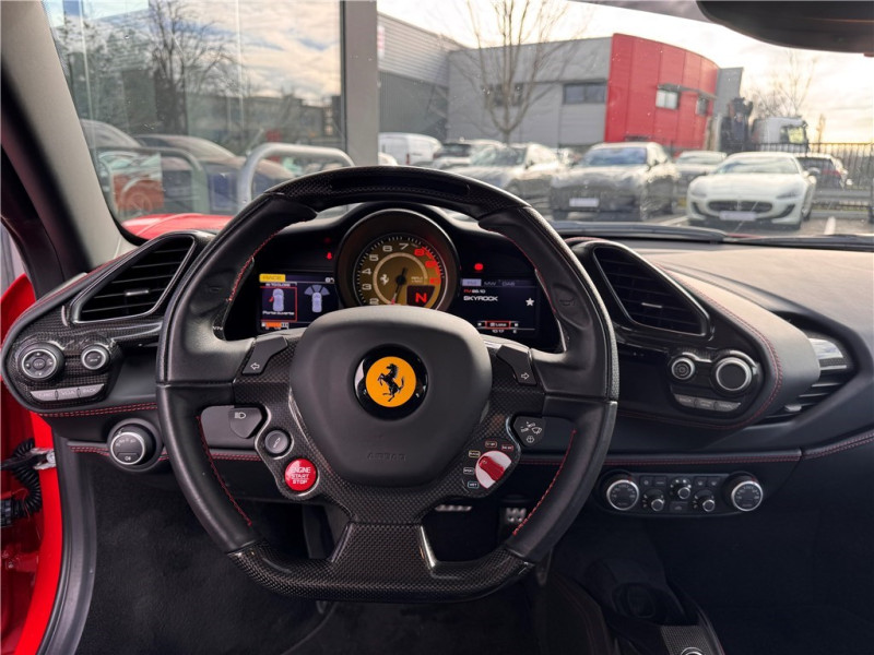 FERRARI 488 GTB 4.0 V8 670CH de 2017 avec 28 500 km | Occasion proche Lyon