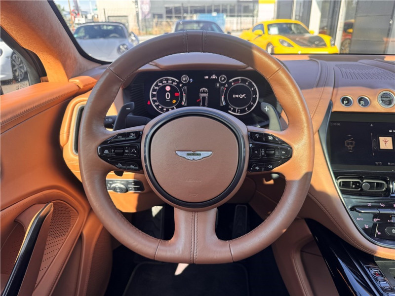 ASTON MARTIN DBX 4.0 BITURBO V8 de 2021 avec 38 500 km | Occasion proche Lyon
