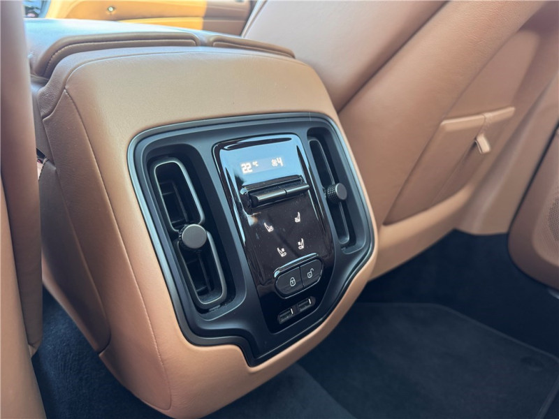 ASTON MARTIN DBX 4.0 BITURBO V8 de 2021 avec 38 500 km | Occasion proche Lyon