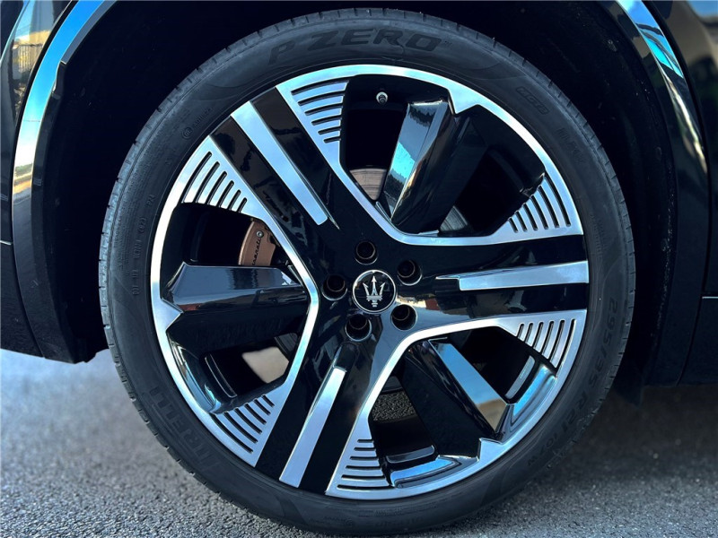 MASERATI GRECALE 410 KW de 2024 avec 16 000 km | Occasion proche Lyon