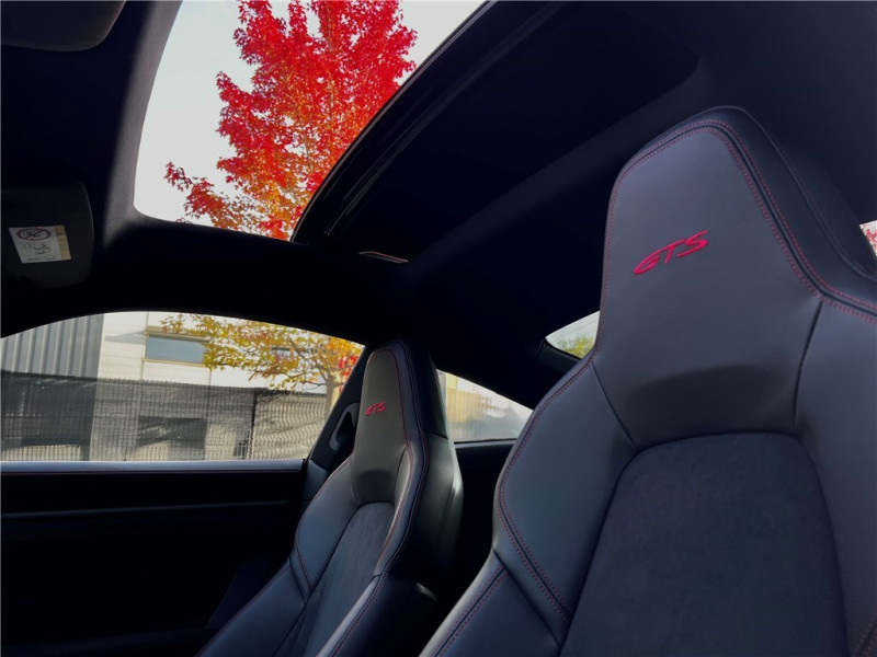 PORSCHE 911 CARRERA COUPE 3.0I 480 de 2022 avec 24 000 km | Occasion proche Lyon