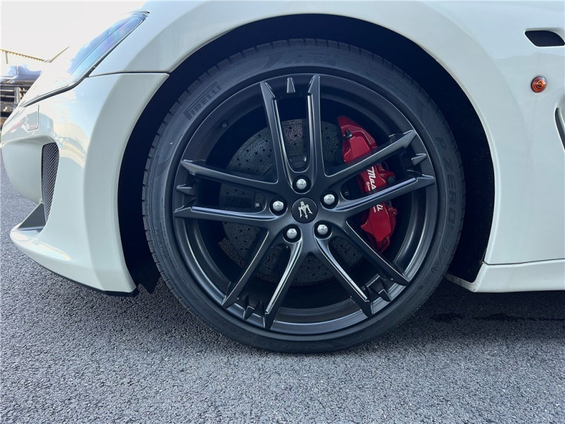 MASERATI GRANTURISMO 4.7 V8 460 de 2013 avec 25 000 km | Occasion proche Lyon