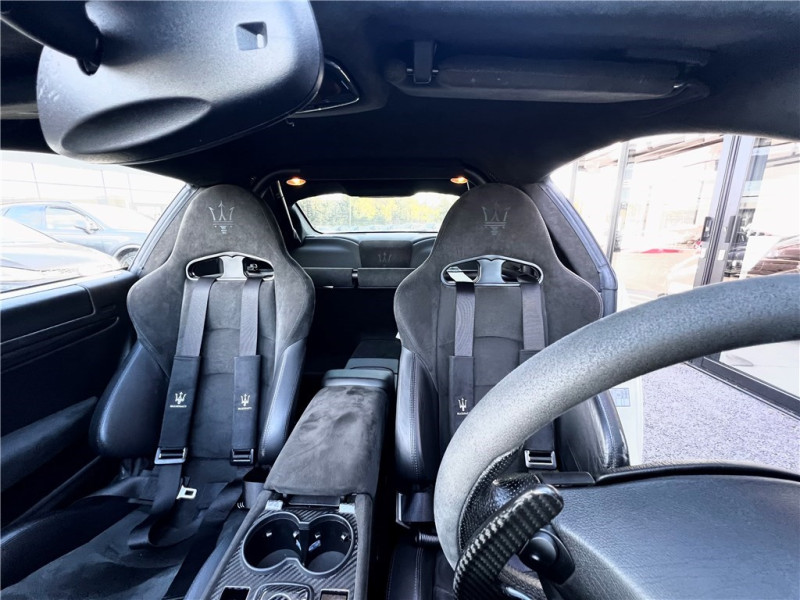 MASERATI GRANTURISMO 4.7 V8 460 de 2013 avec 25 000 km | Occasion proche Lyon
