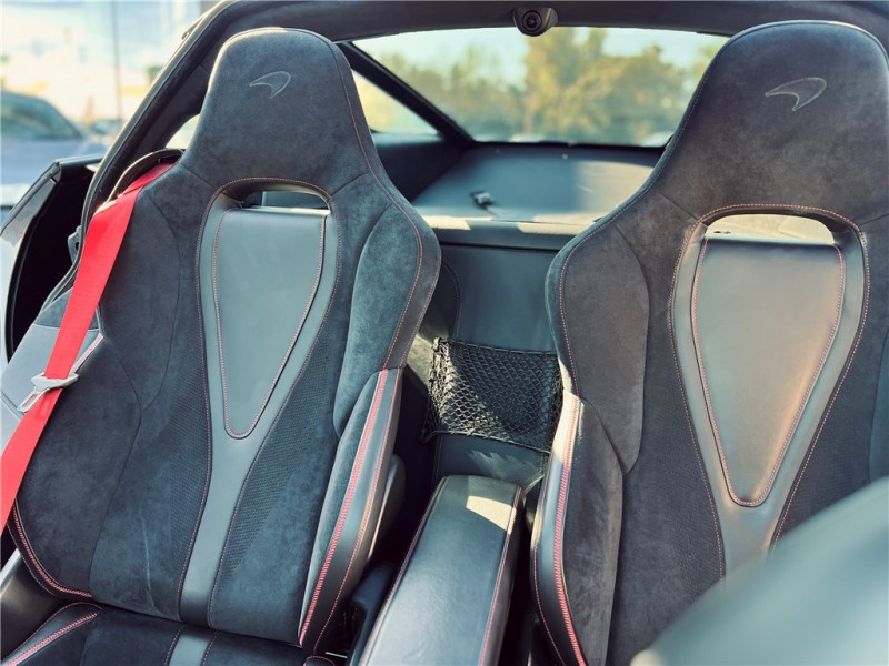 MCLAREN MCLAREN 720S V8 4.0 720 CH de 2023 avec 5 200 km | Occasion proche Lyon