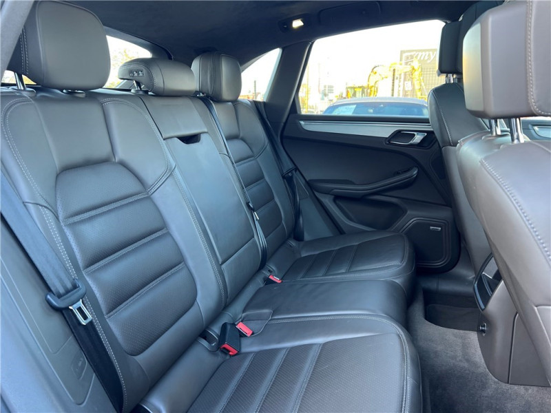 PORSCHE MACAN TURBO 3.6 V6 400 CH de 2015 avec 118 700 km | Occasion proche Lyon
