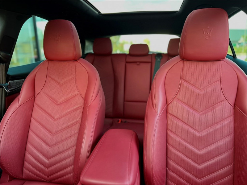 MASERATI GRECALE 410 KW de 2025 avec 12 000 km | Occasion proche Lyon