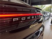 PORSCHE CAYENNE E-HYBRID 3.0 V6 470 CH de 2024 avec 22 000 km | Occasion proche Lyon