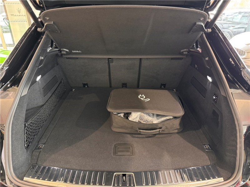 PORSCHE CAYENNE E-HYBRID 3.0 V6 470 CH de 2024 avec 22 000 km | Occasion proche Lyon