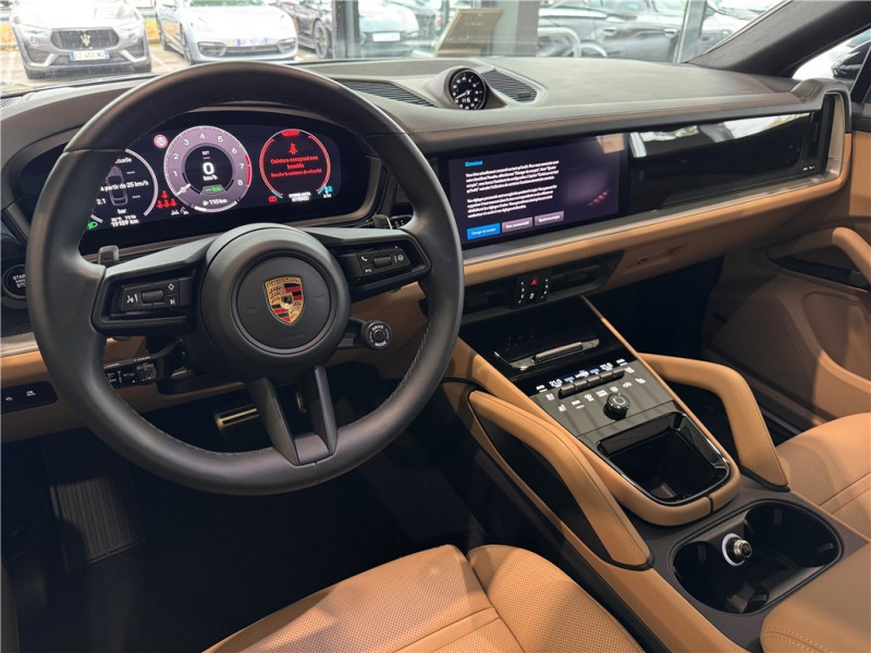 PORSCHE CAYENNE E-HYBRID 3.0 V6 470 CH de 2024 avec 22 000 km | Occasion proche Lyon