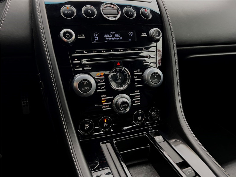 ASTON MARTIN VANTAGE S ROADSTER V8 de 2012 avec 34 400 km | Occasion proche Lyon