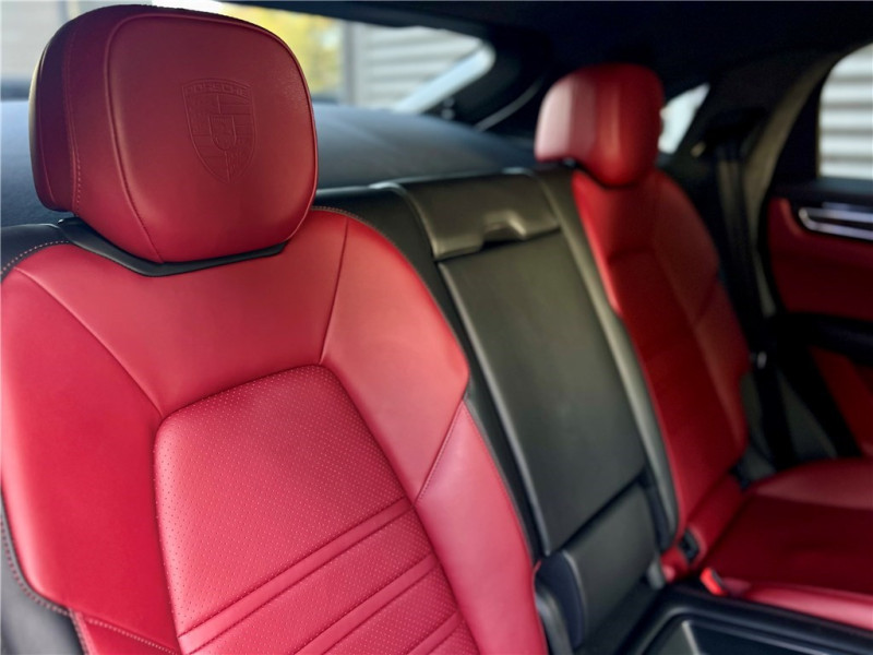 PORSCHE CAYENNE E-HYBRID 4.0 V8 680 CH TIPTRONIC BVA de 2020 avec 100 000 km | Occasion proche Lyon