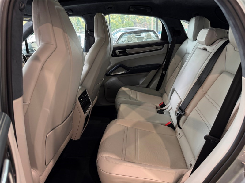 PORSCHE CAYENNE E-HYBRID 4.0 V8 680 CH TIPTRONIC BVA de 2022 avec 38 900 km | Occasion proche Lyon