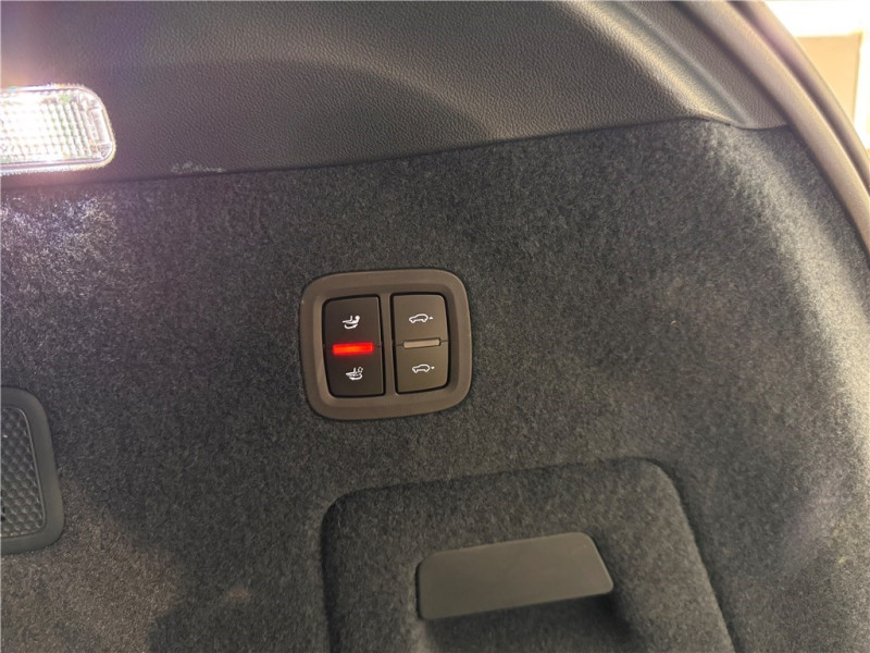 PORSCHE CAYENNE E-HYBRID 4.0 V8 680 CH TIPTRONIC BVA de 2022 avec 38 900 km | Occasion proche Lyon