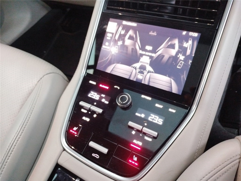 PORSCHE PANAMERA 4S DIESEL V8 4.0 422 de 2017 avec 48 157 km | Occasion proche Lyon