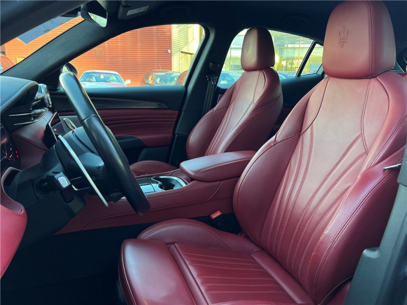 MASERATI GRECALE L4 300 CH HYBRIDE de 2022 avec 75 000 km | Occasion proche Lyon