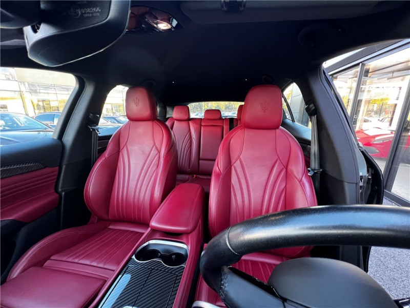 MASERATI GRECALE L4 300 CH HYBRIDE de 2022 avec 75 000 km | Occasion proche Lyon