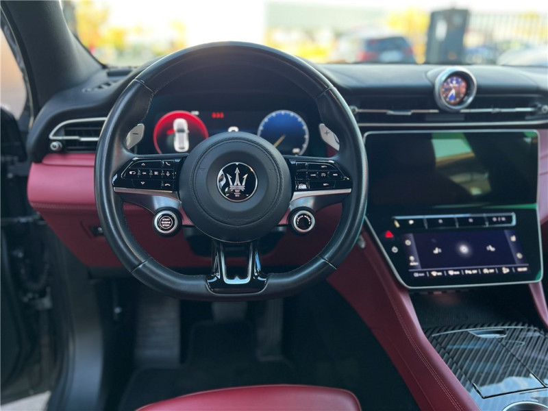MASERATI GRECALE L4 300 CH HYBRIDE de 2022 avec 75 000 km | Occasion proche Lyon