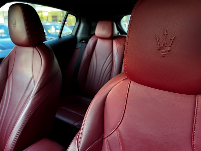 MASERATI GRECALE L4 300 CH HYBRIDE de 2022 avec 75 000 km | Occasion proche Lyon