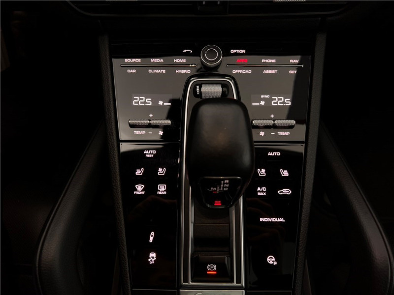 PORSCHE CAYENNE E-HYBRID 3.0 V6 462 CH TIPTRONIC BVA de 2021 avec 69 000 km | Occasion proche Lyon