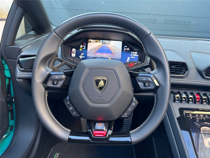 LAMBORGHINI HURACAN 5.2 V10 640 4WD LDF7 de 2022 avec 4 450 km | Occasion proche Lyon
