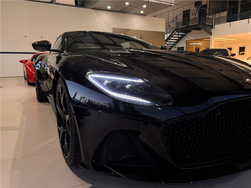 ASTON MARTIN DBS 5.2 BITURBO V12 de 2019 avec 40 700 km | Occasion proche Lyon