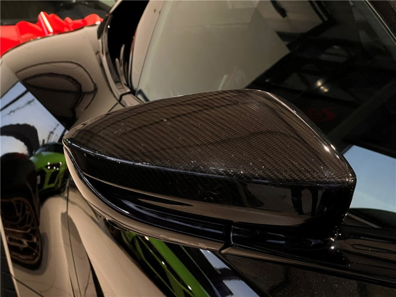 ASTON MARTIN DBS 5.2 BITURBO V12 de 2019 avec 40 700 km | Occasion proche Lyon