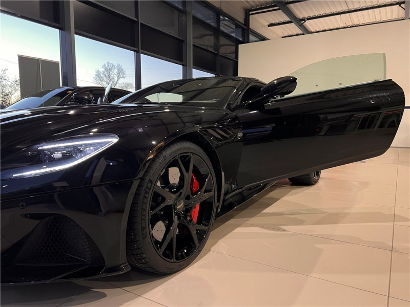 ASTON MARTIN DBS 5.2 BITURBO V12 de 2019 avec 40 700 km | Occasion proche Lyon
