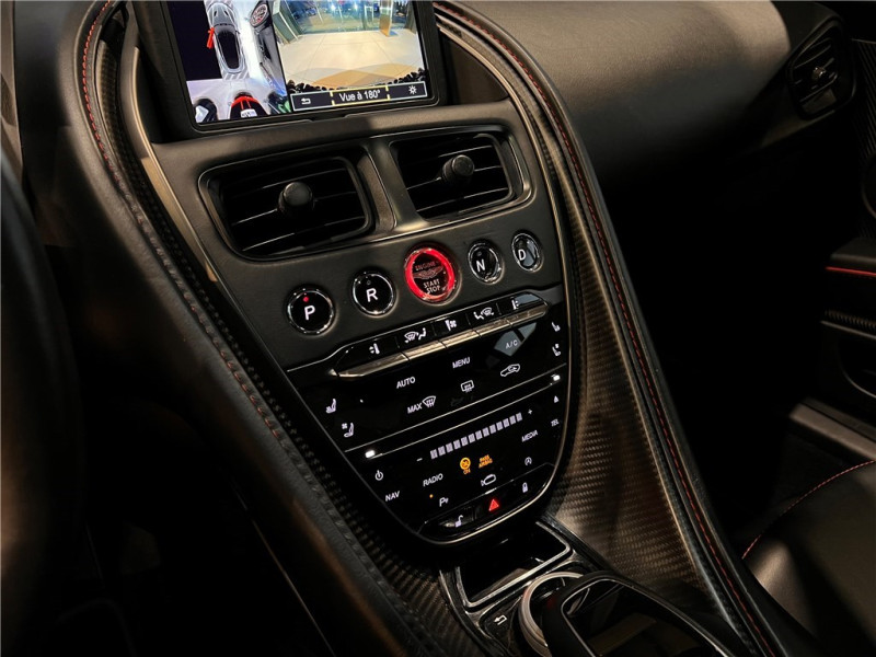 ASTON MARTIN DBS 5.2 BITURBO V12 de 2019 avec 40 700 km | Occasion proche Lyon