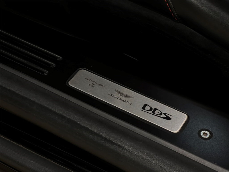 ASTON MARTIN DBS 5.2 BITURBO V12 de 2019 avec 40 700 km | Occasion proche Lyon