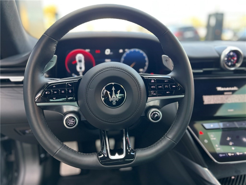 MASERATI GRANTURISMO V6 490 de 2025 avec 8 000 km | Occasion proche Lyon